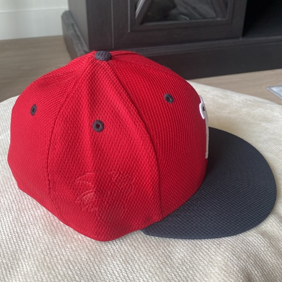 Boston Red Sox Official Spring Training Hat - Picture 4 of 7